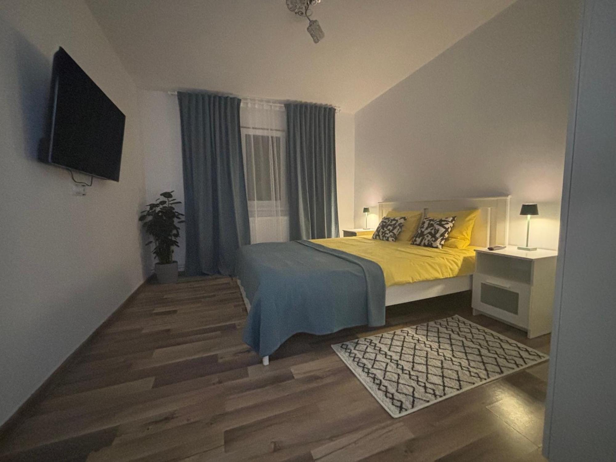 Apartament 2 Cam Cetate อัลบายูเลีย ภายนอก รูปภาพ